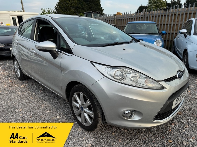 Ford Fiesta Zetec GF11XFO Silver #2