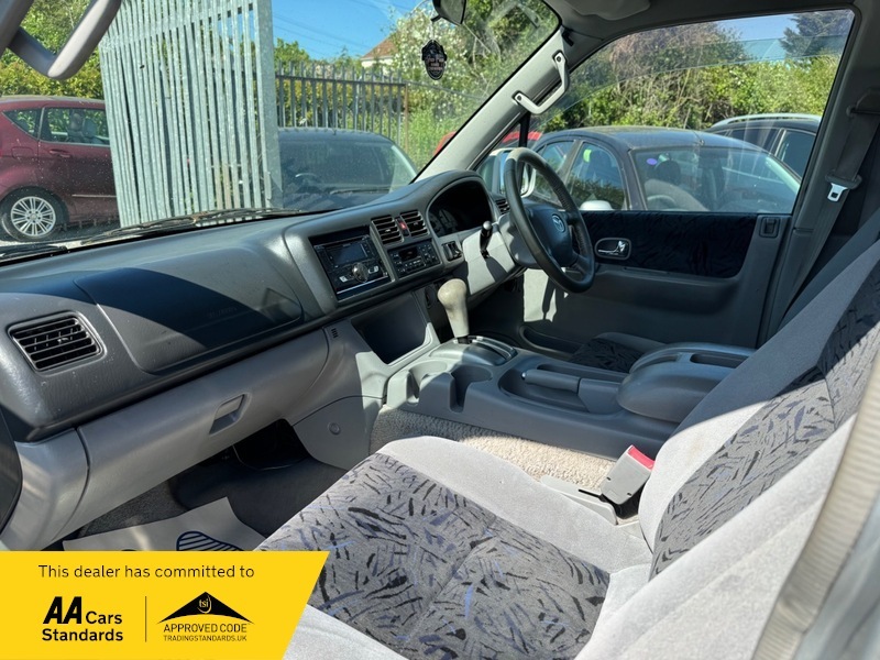Mazda Bongo Friendee Silver #5