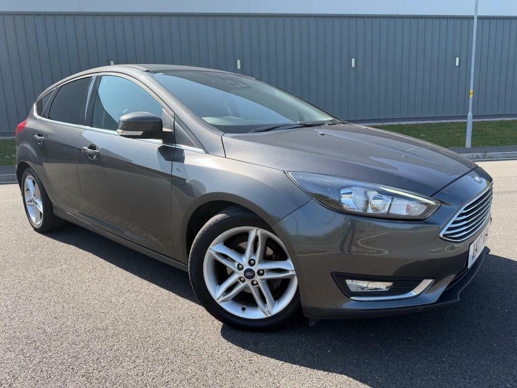 Ford Focus 1.0T Ecoboost Titanium Euro 6 S S Grey