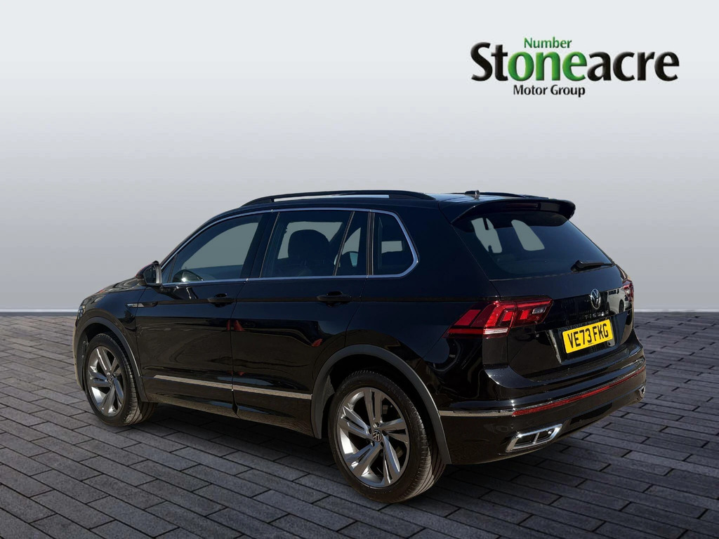 Volkswagen Tiguan 1.5 Tsi R-line Edition Dsg Euro 6 Ss VE73FKG Black #4
