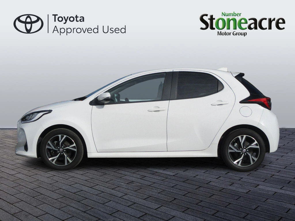 Toyota Yaris 1.5 Hybrid Design ND24HMJ #6