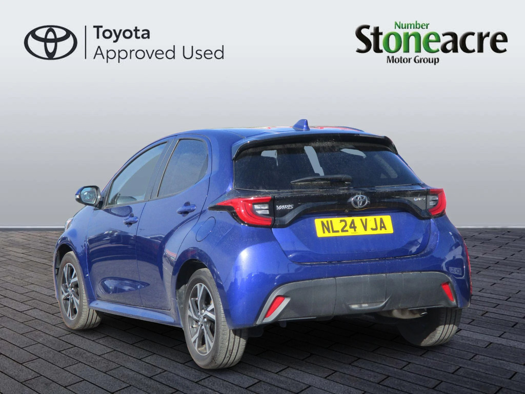 Toyota Yaris 1.5 Hybrid Design NL24VJA  #5