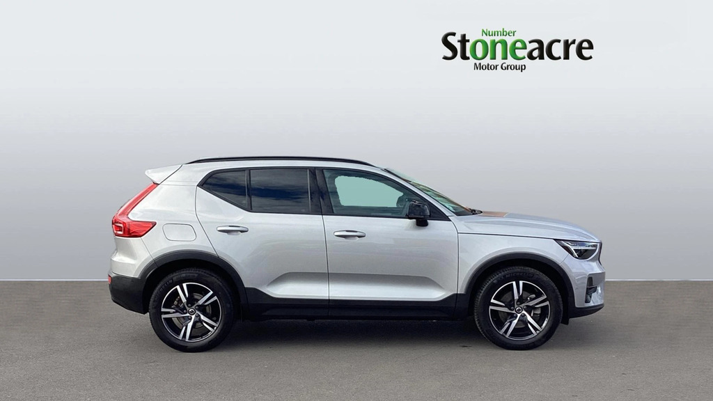 Volvo XC40 2.0 B3p Plus Dark FT23CFO #3