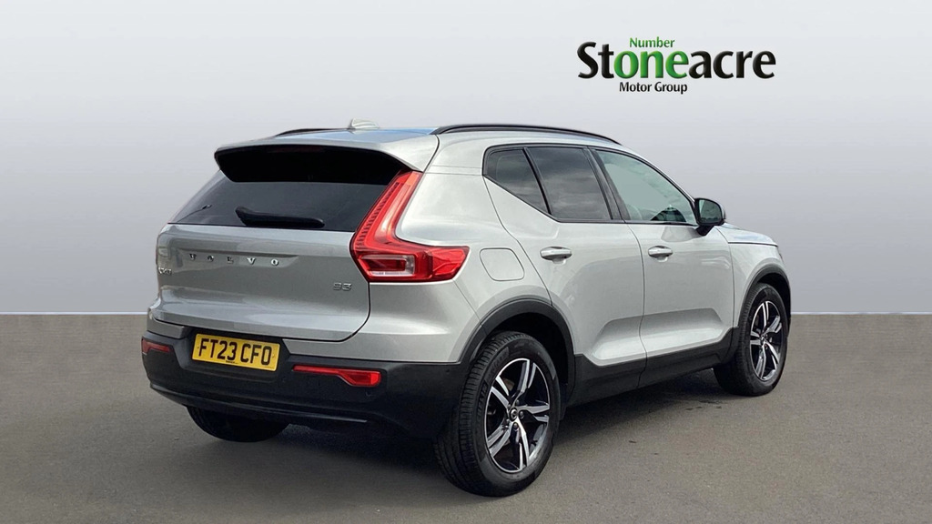 Volvo XC40 2.0 B3p Plus Dark FT23CFO #2
