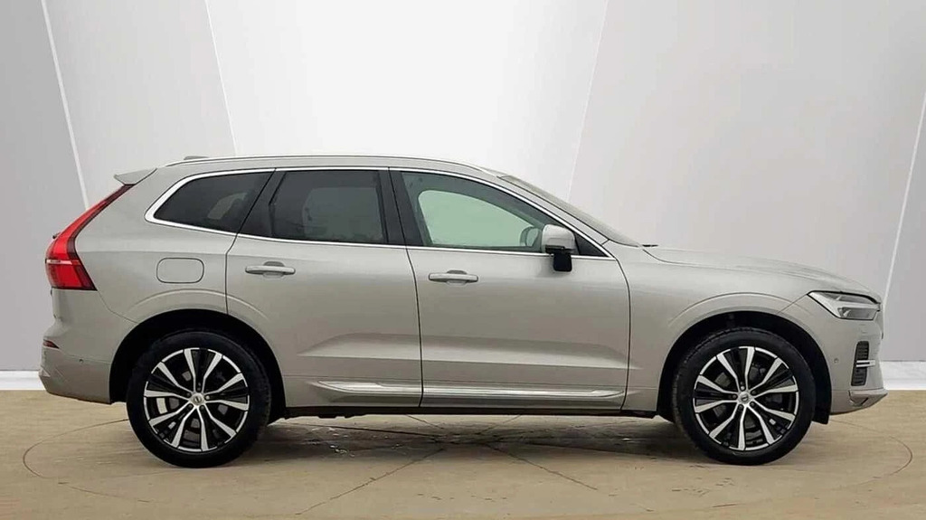 Volvo XC60 2.0 B5 Mhev Ultra Bright Awd Euro 6 Ss RV25WMP  #2