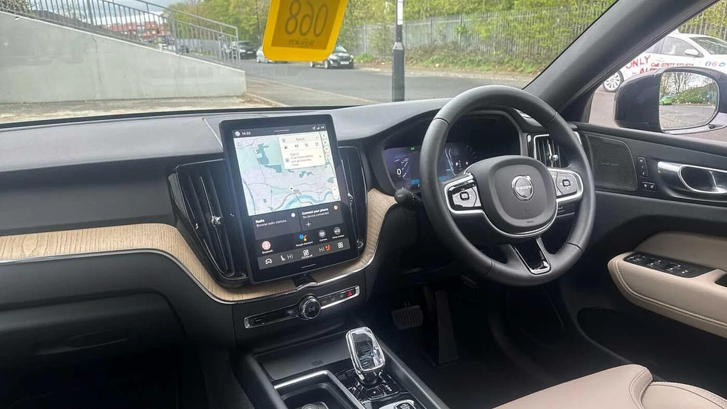 Volvo XC60 2.0 B5 Mhev Plus Pro Awd Euro 6 Ss OY75WEP  #4