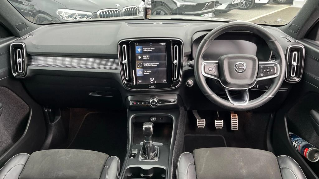 Volvo XC40 R-design T3 163 Hp NA22WFB #5
