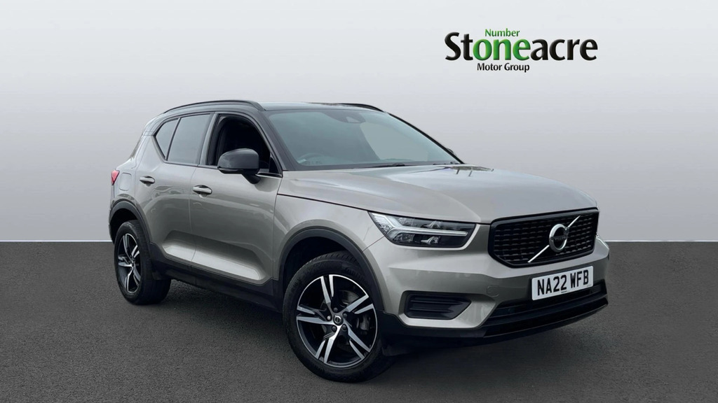Volvo XC40 R-design T3 163 Hp 