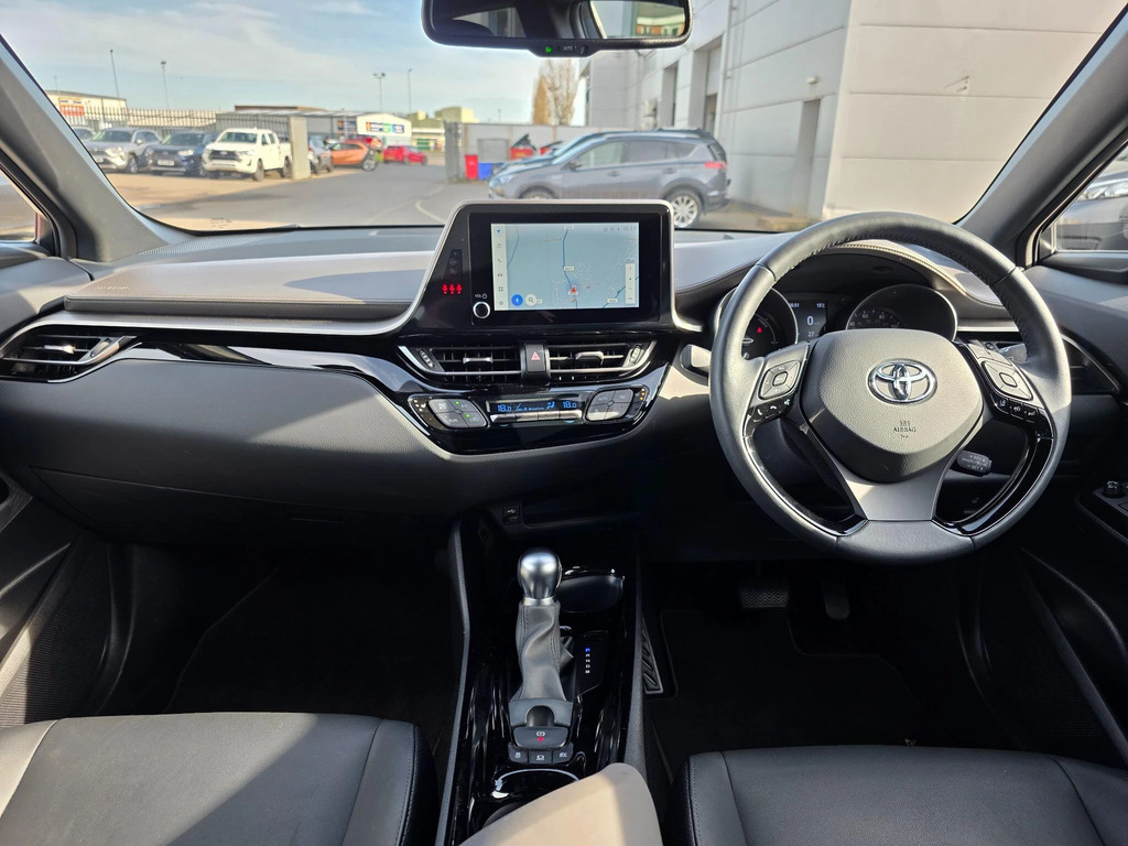Toyota C-Hr 1.8 Hybrid Excel FM23HKA White #5