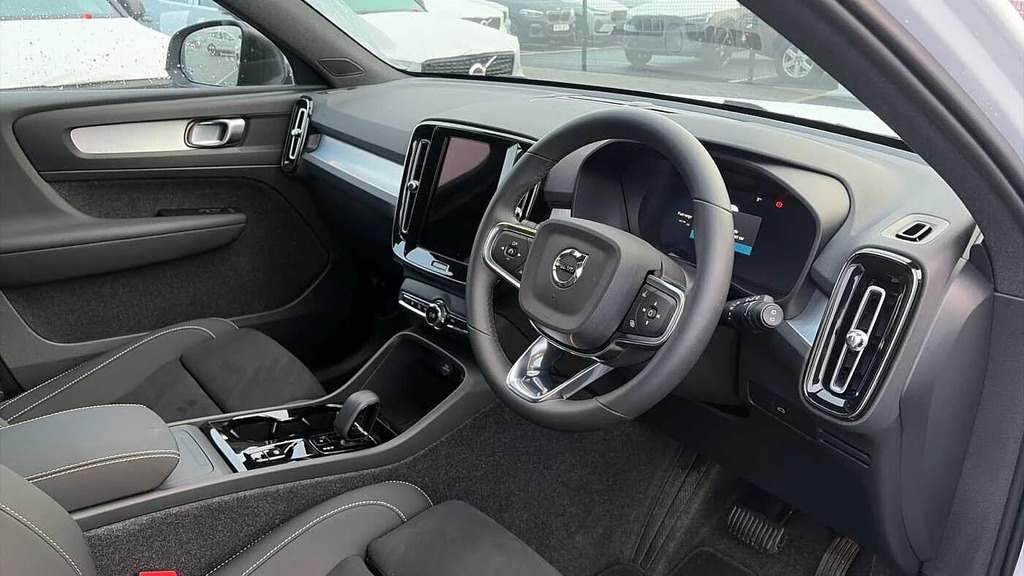 Volvo XC40 2.0 B3p Plus Dark NL26GKG  #5
