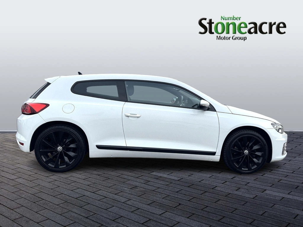 Volkswagen Scirocco 2.0 Tsi Bluemotion Tech Gt Euro 6 Ss White #2