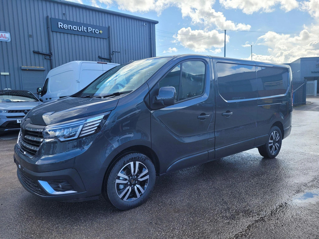 Renault Trafic Sl30 Blue Dci 150 Extra Sport Panel Van My23  #2