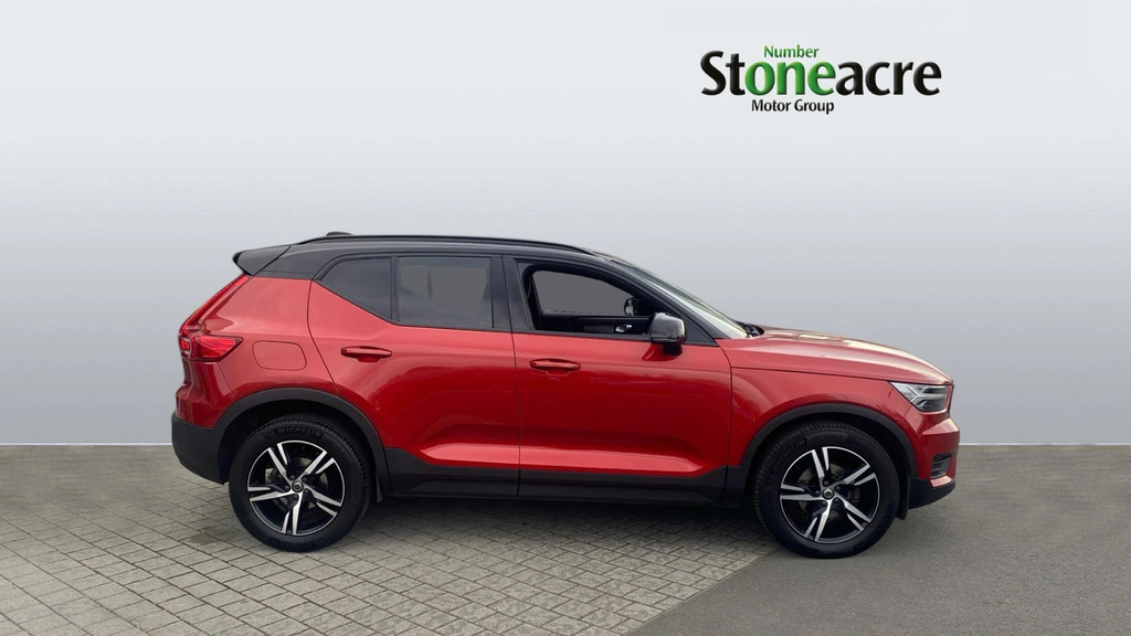 Volvo XC40 R-design T3 163 Hp  #3