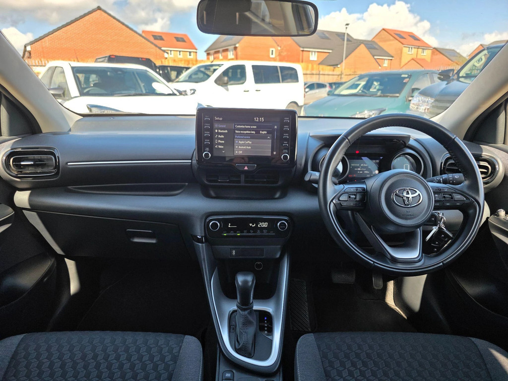 Toyota Yaris 1.5 Hybrid Design NX72YCB #5
