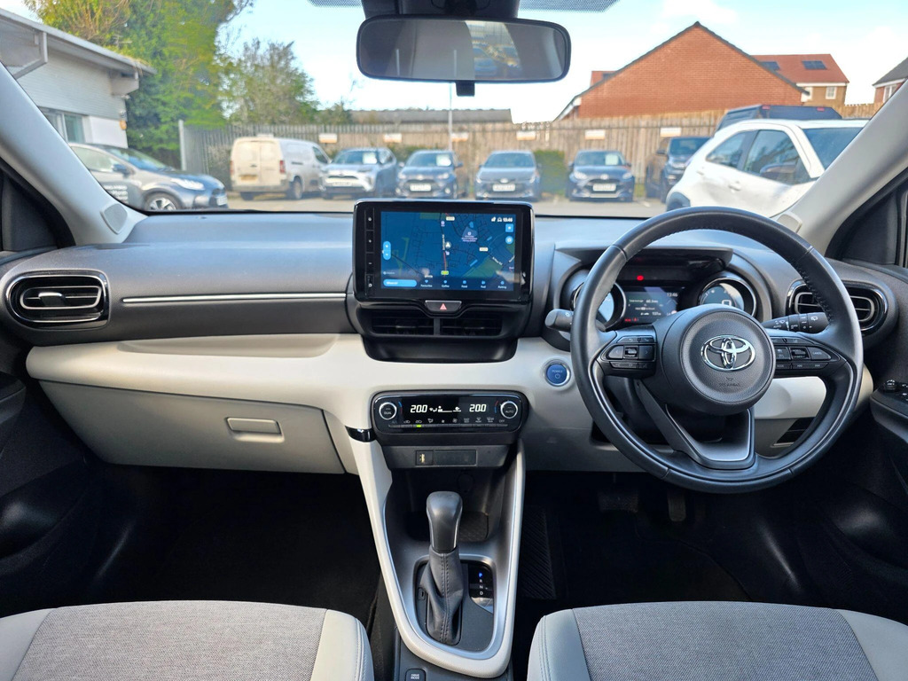 Toyota Yaris 1.5 Hybrid Excel NX72YCC #5