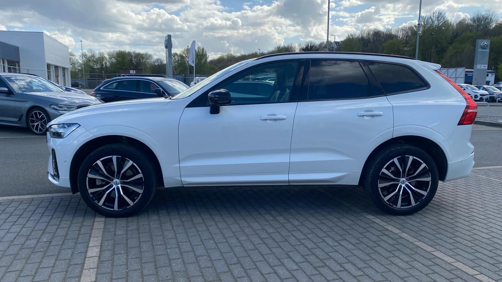 Volvo XC60 Ultimate Dark B5 250 Hp LV73USC #5