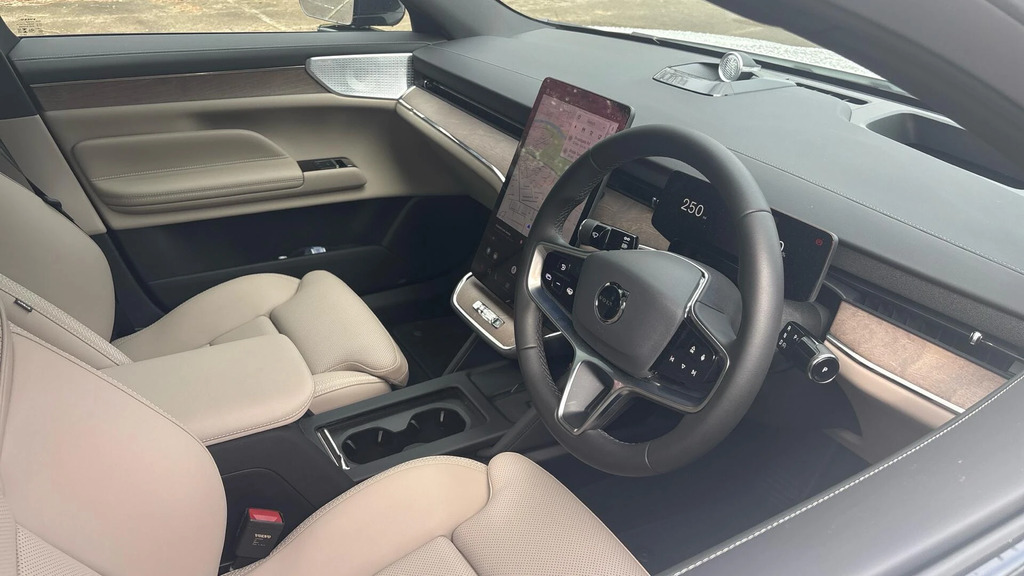 Volvo ES90 Single Motor Extended Range 92Kwh Ultra Saloon Aut #4