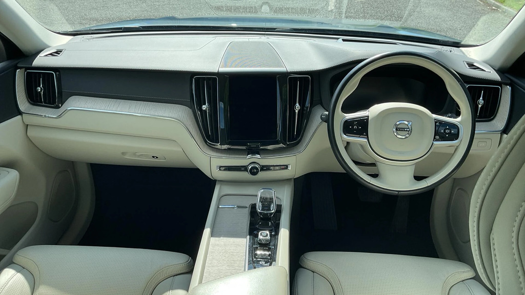 Volvo XC60 2.0 B5p 250 Inscription Pro YS70DNV #5