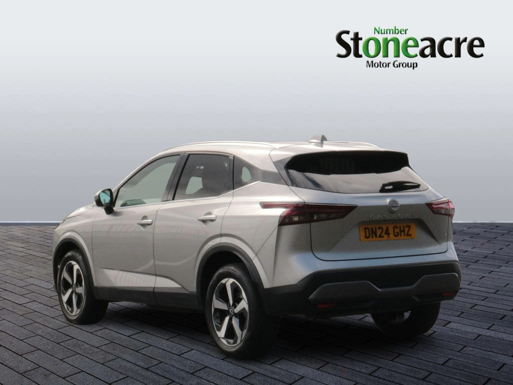 Nissan Qashqai 1.3 Dig-t Mh N-connecta DN24GHZ #5
