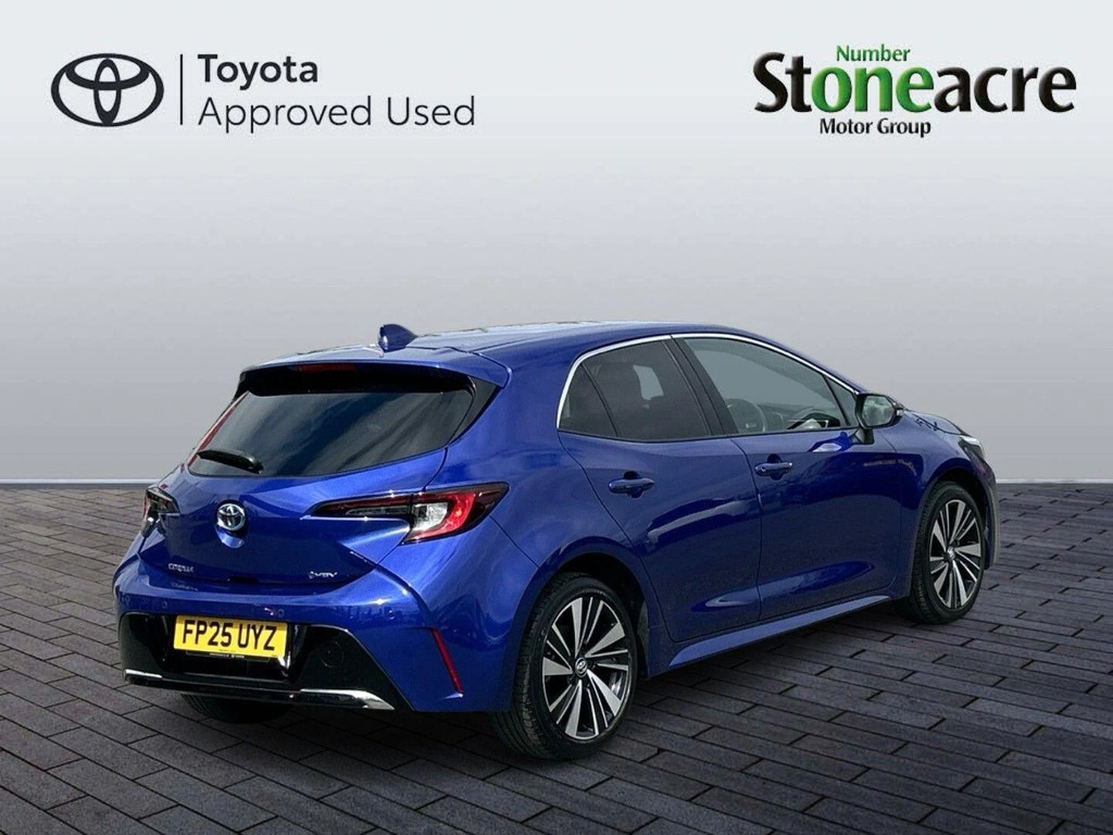 Toyota Corolla 1.8 Vvt-i Hybrid Design FP25UYZ #3