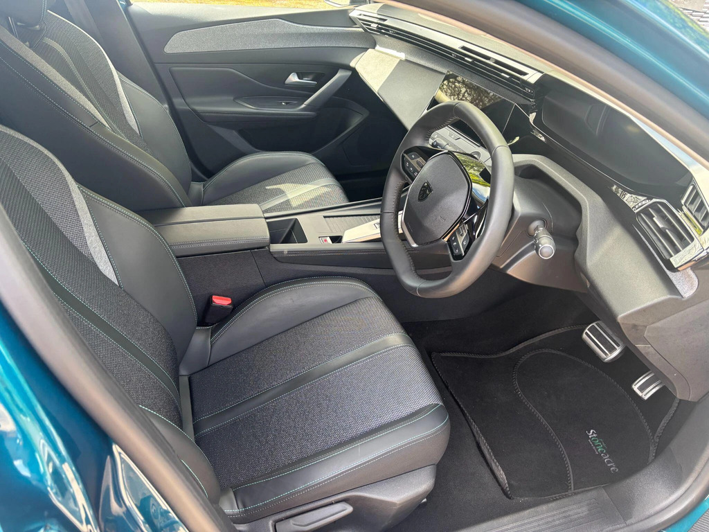 Peugeot 308 54Kwh Allure AJ25HFD #4