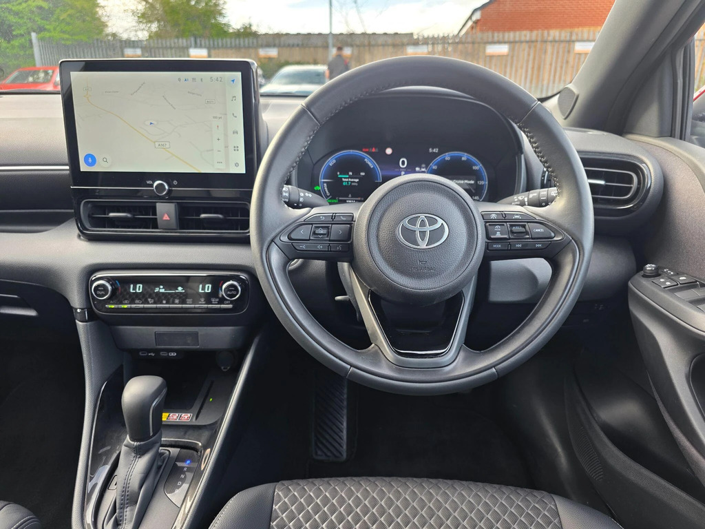 Toyota Yaris 1.5 Hybrid Excel NX24XZV #6