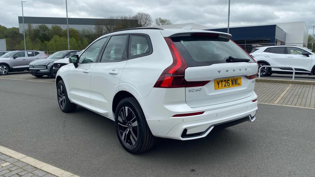 Volvo XC60 2.0 B5 Mhev Plus Pro Awd Euro 6 Ss YT26WWL #4