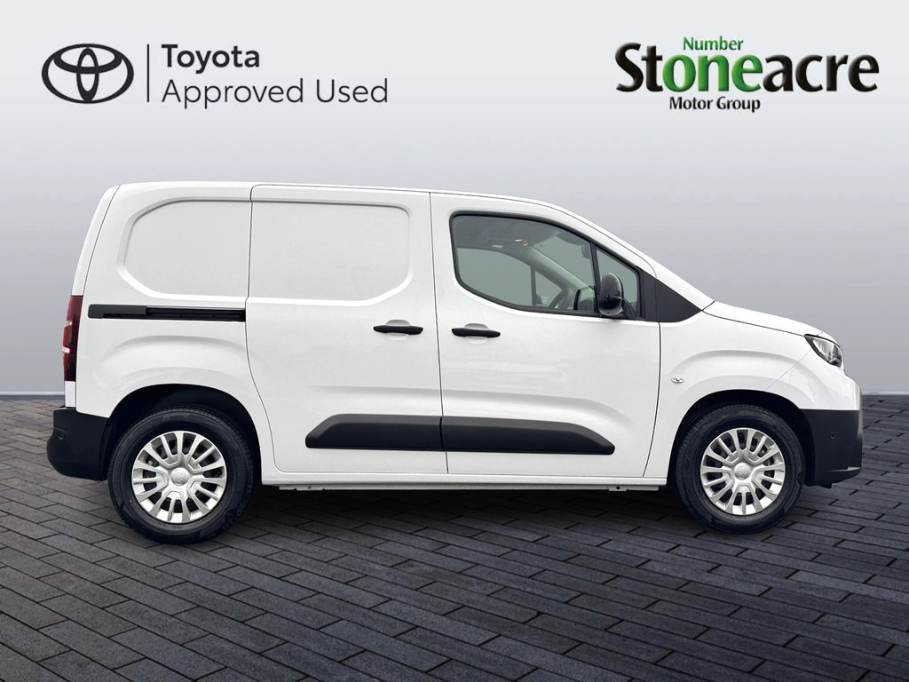 Toyota Proace City 50Kwh Icon Short Panel Van Swb #2