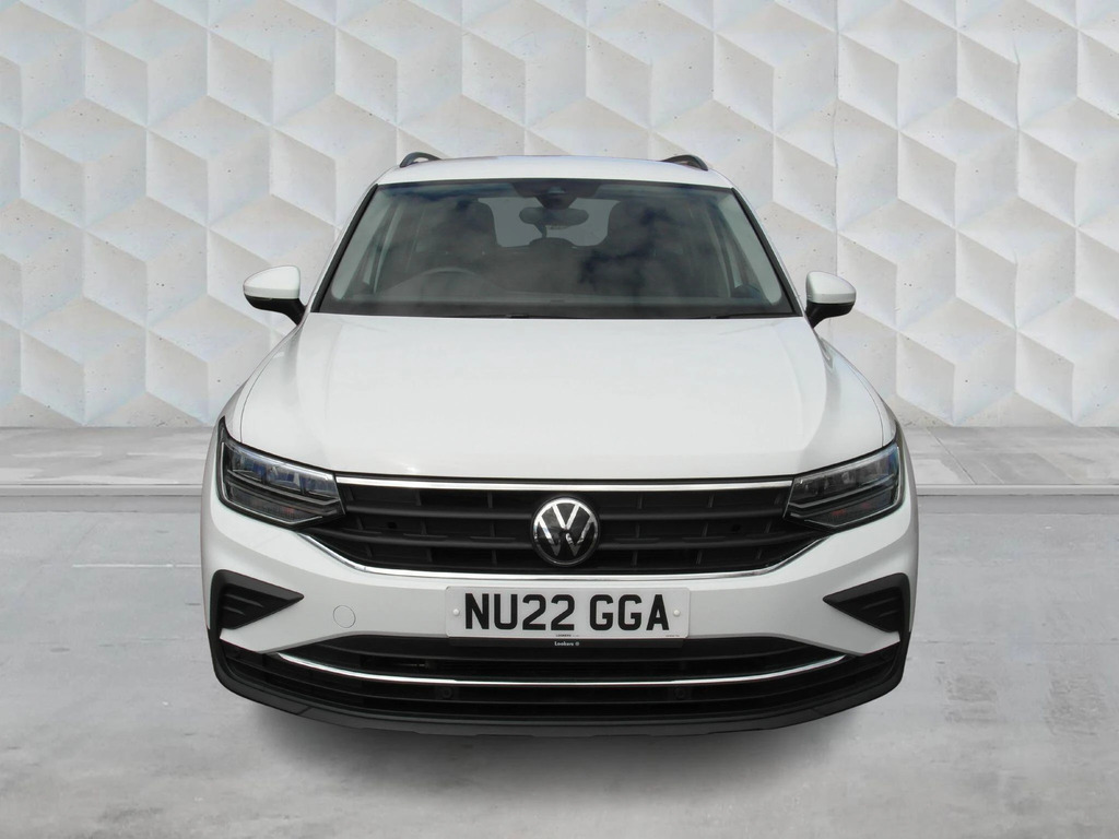 Volkswagen Tiguan 1.5 Tsi Active Euro 6 Ss NU22GGA  #2