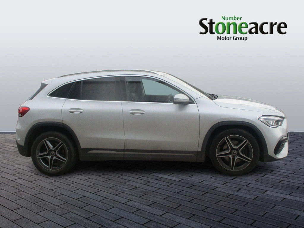 Mercedes-Benz GLA Class 2.0 Gla220d Amg Line 8G-dct 4Matic Euro 6 Ss LM21NSZ  #2