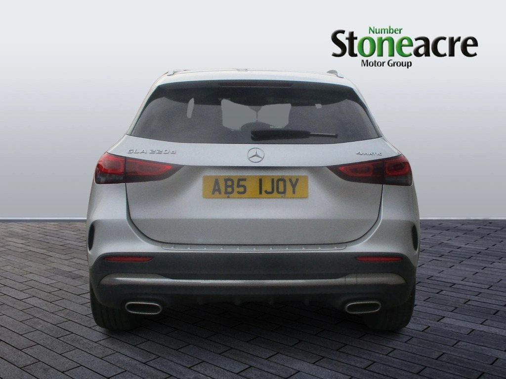 Mercedes-Benz GLA Class 2.0 Gla220d Amg Line 8G-dct 4Matic Euro 6 Ss LM21NSZ  #4