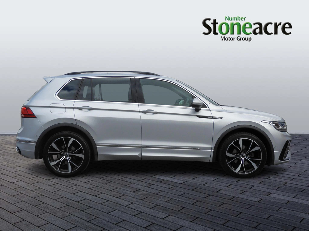 Volkswagen Tiguan 2.0 Tdi R-line Dsg Euro 6 Ss VK22MXV  #2