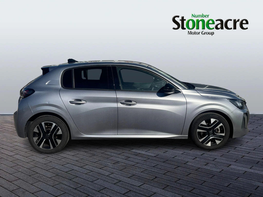 Peugeot 208 1.2 Puretech Allure Euro 6 Ss FH74UGO  #2