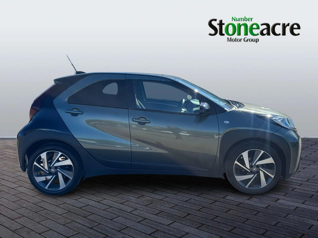 Toyota Aygo X 1.0 Vvt-i Edge FN23VSA #2