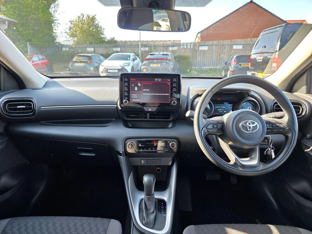 Toyota Yaris 1.5 Hybrid Design YB72HFU  #5