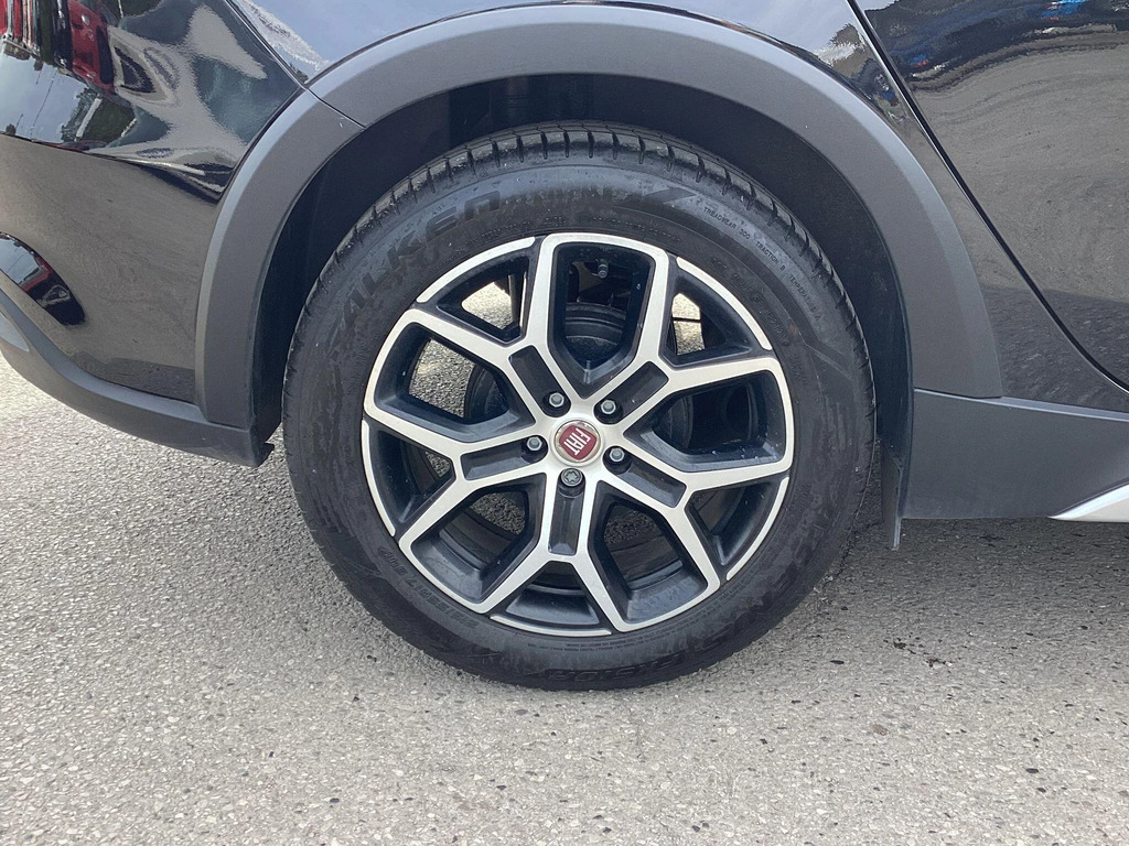 Fiat Tipo Cross Garmin Green #9