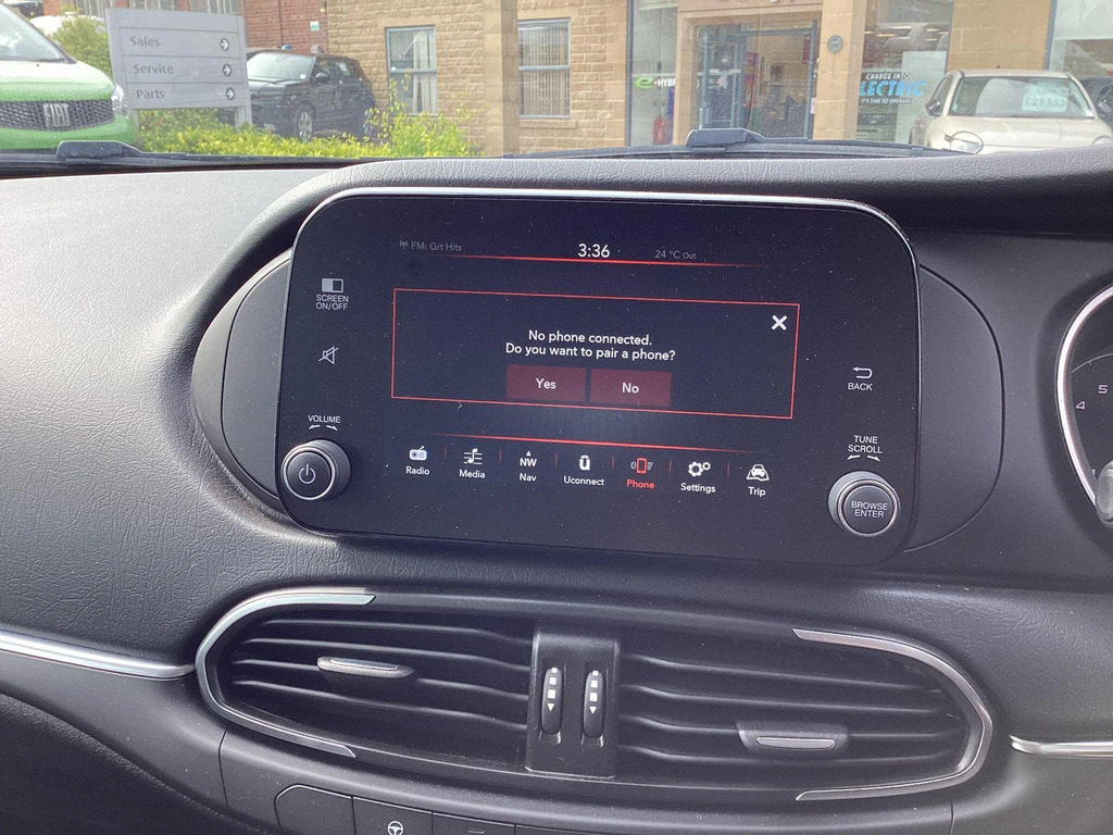 Fiat Tipo Cross Garmin Green #26