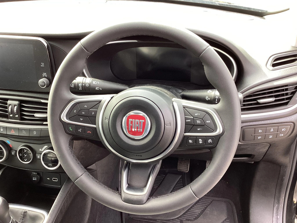 Fiat Tipo Cross Garmin Green #18