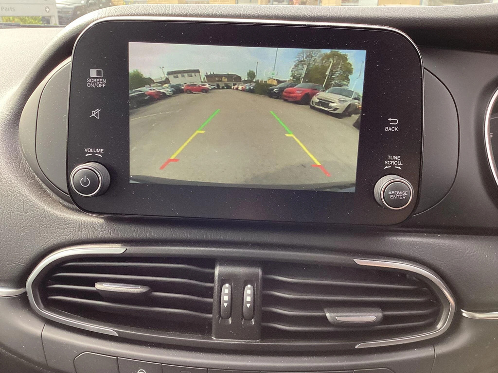 Fiat Tipo Cross Garmin Green #24
