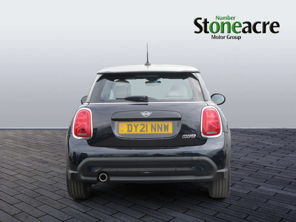 Mini Hatch 1.5 Cooper Exclusive Euro 6 Ss  #4