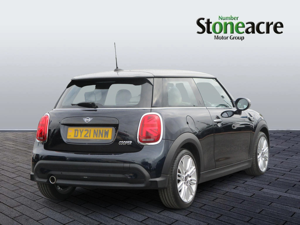 Mini Hatch 1.5 Cooper Exclusive Euro 6 Ss  #3