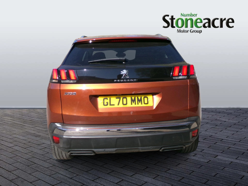 Peugeot 3008 1.2 Puretech Allure Suv GL70MMO Brown #4