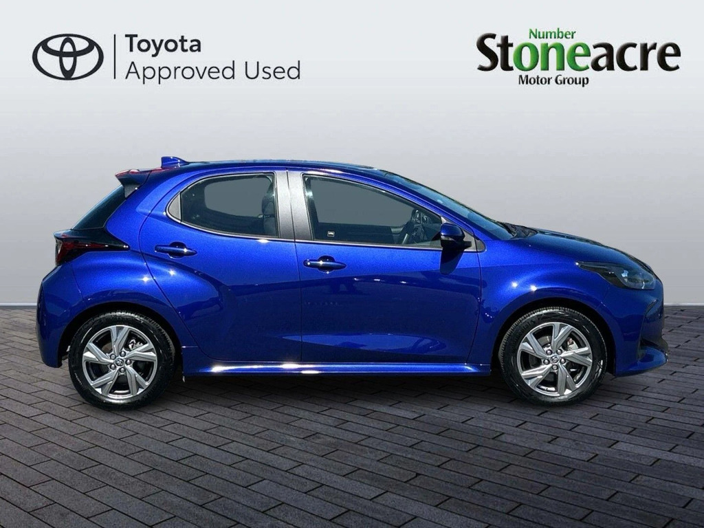 Toyota Yaris 1.5 Hybrid Icon NA24ECE #2