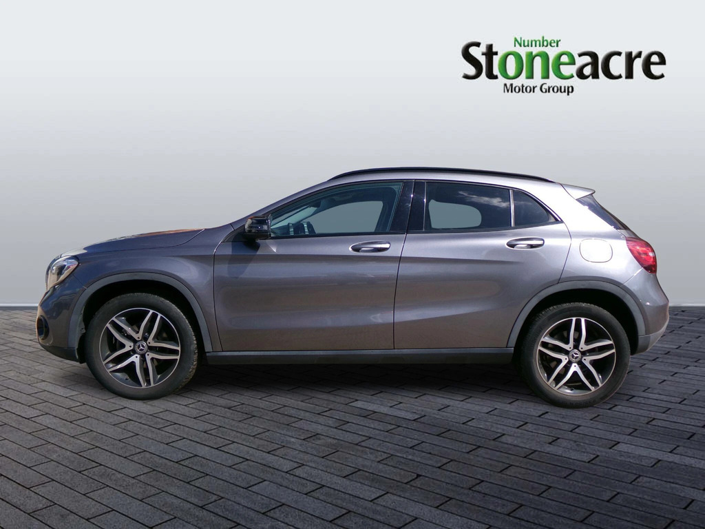 Mercedes-Benz GLA Class 1.6 Gla180 Urban Edition Euro 6 Ss FM69ZVW #6