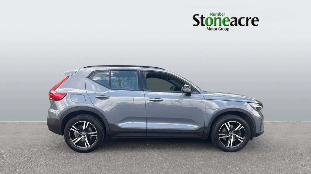 Volvo XC40 2.0 B3p Plus Dark NU23ZTF #3