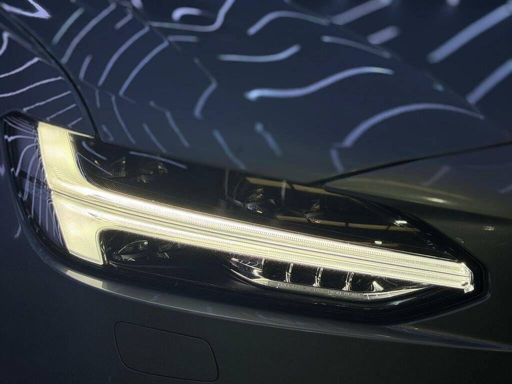 Volvo V90 2.0 D5 Powerpulse R-design Pro Awd Euro 6 S KX19VVL Silver #4