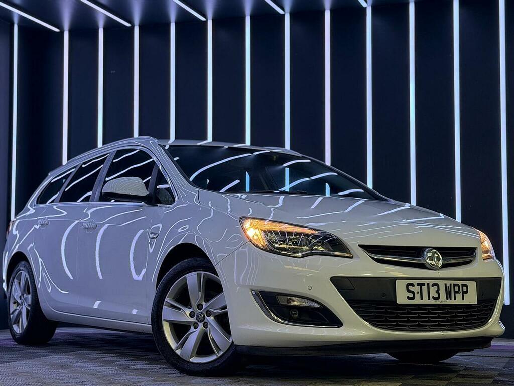Vauxhall Astra 1.6 16V Sri Sports Tourer Euro 5 White