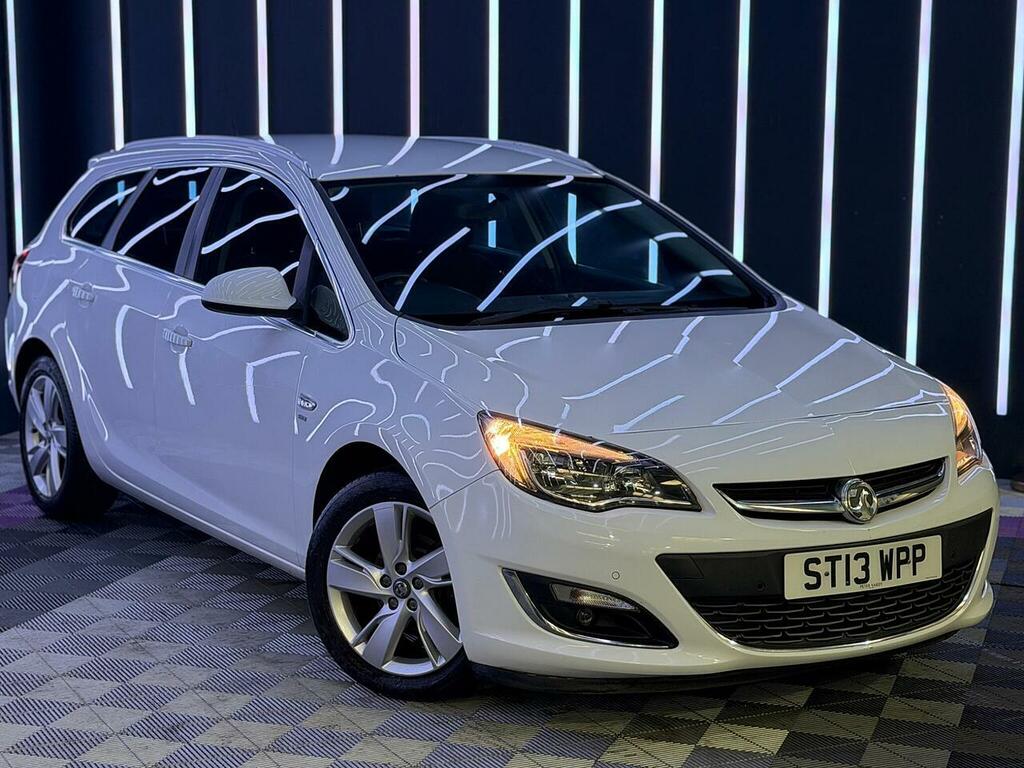 Vauxhall Astra 1.6 16V Sri Sports Tourer Euro 5 White #2