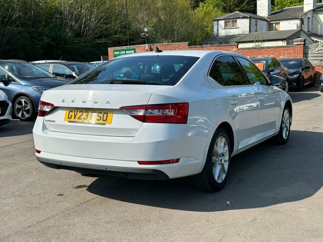 Skoda Superb 1.5 Tsi Act Se GV23FSO White #6