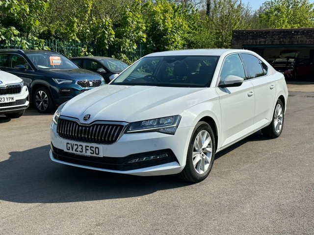 Skoda Superb 1.5 Tsi Act Se GV23FSO White #3
